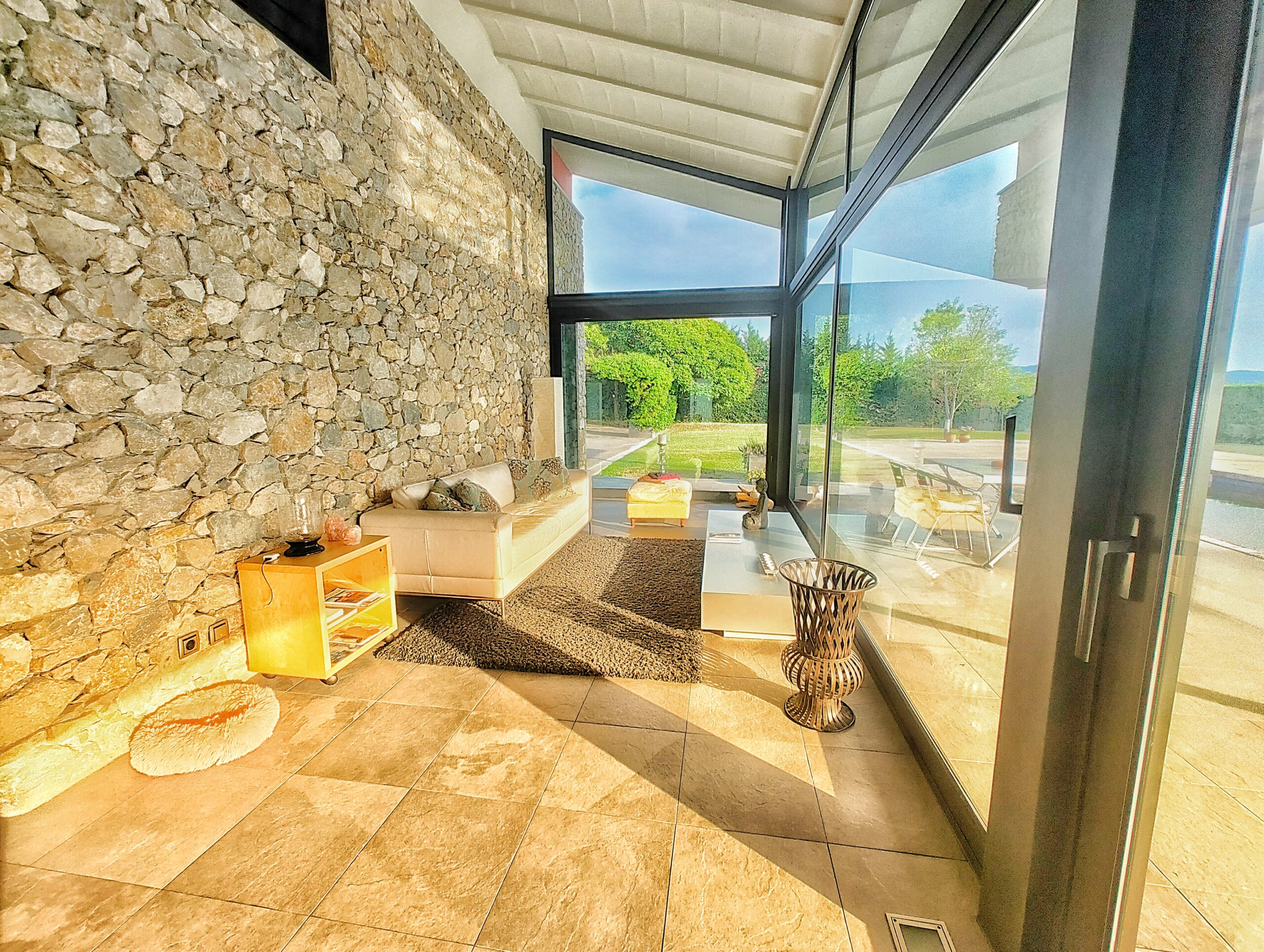 Chalet en Cerviá de Ter (Girona), foto 3.