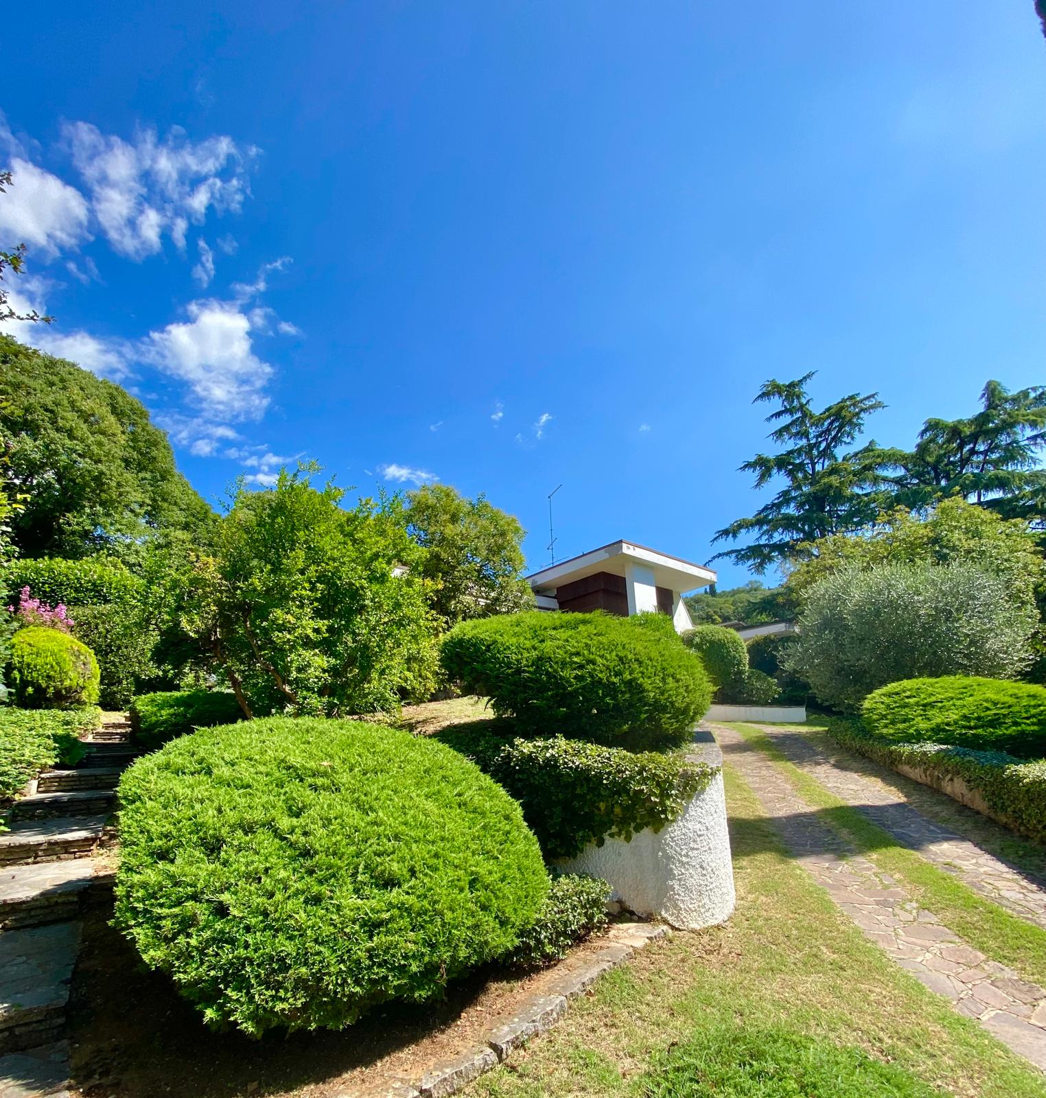 Villa individual con gran parque privado en el centro de Verona, foto 10.