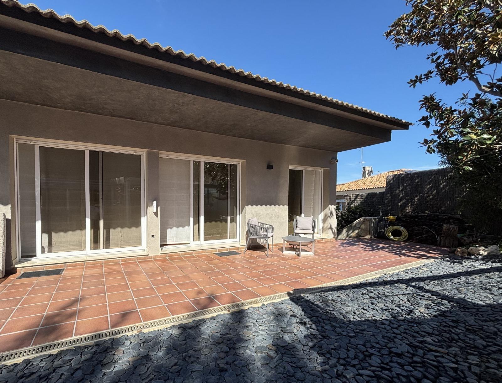 Casa unifamiliar con piscina, jardín y vistas al mar en Calella (Costa Barcelona), foto 17.