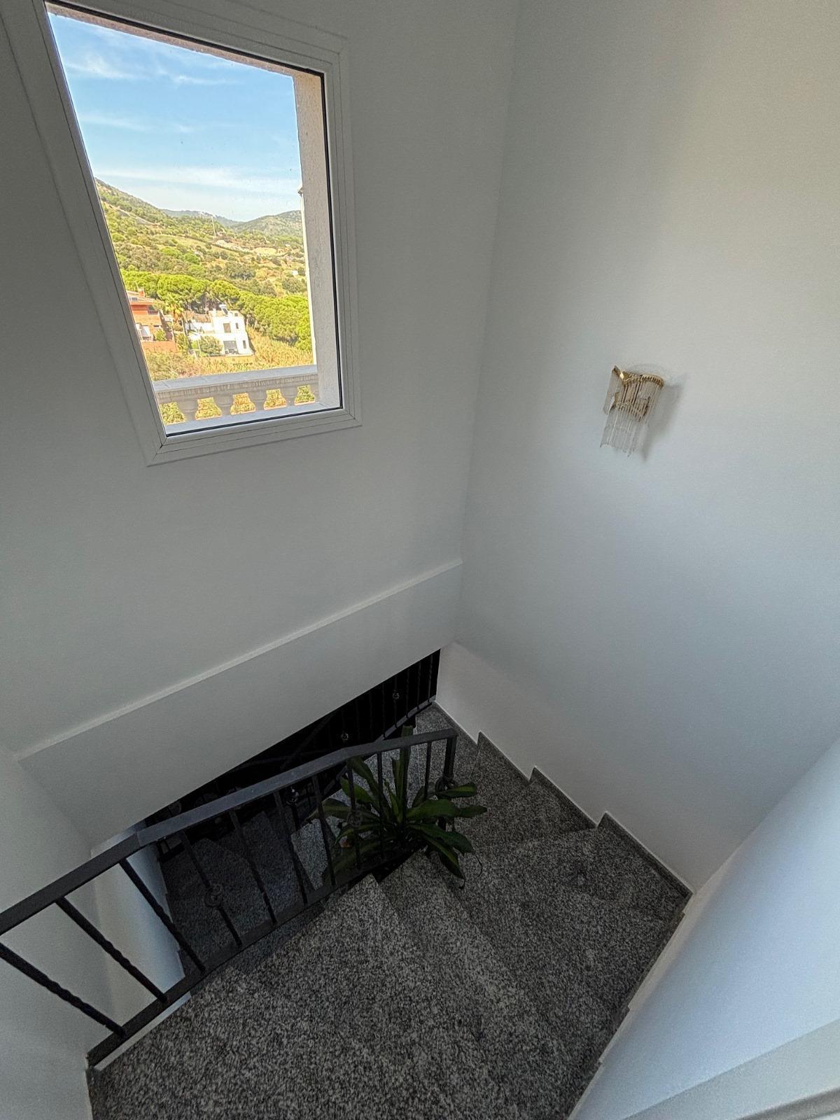 Casa unifamiliar con piscina, jardín y vistas al mar en Calella (Costa Barcelona), foto 29.